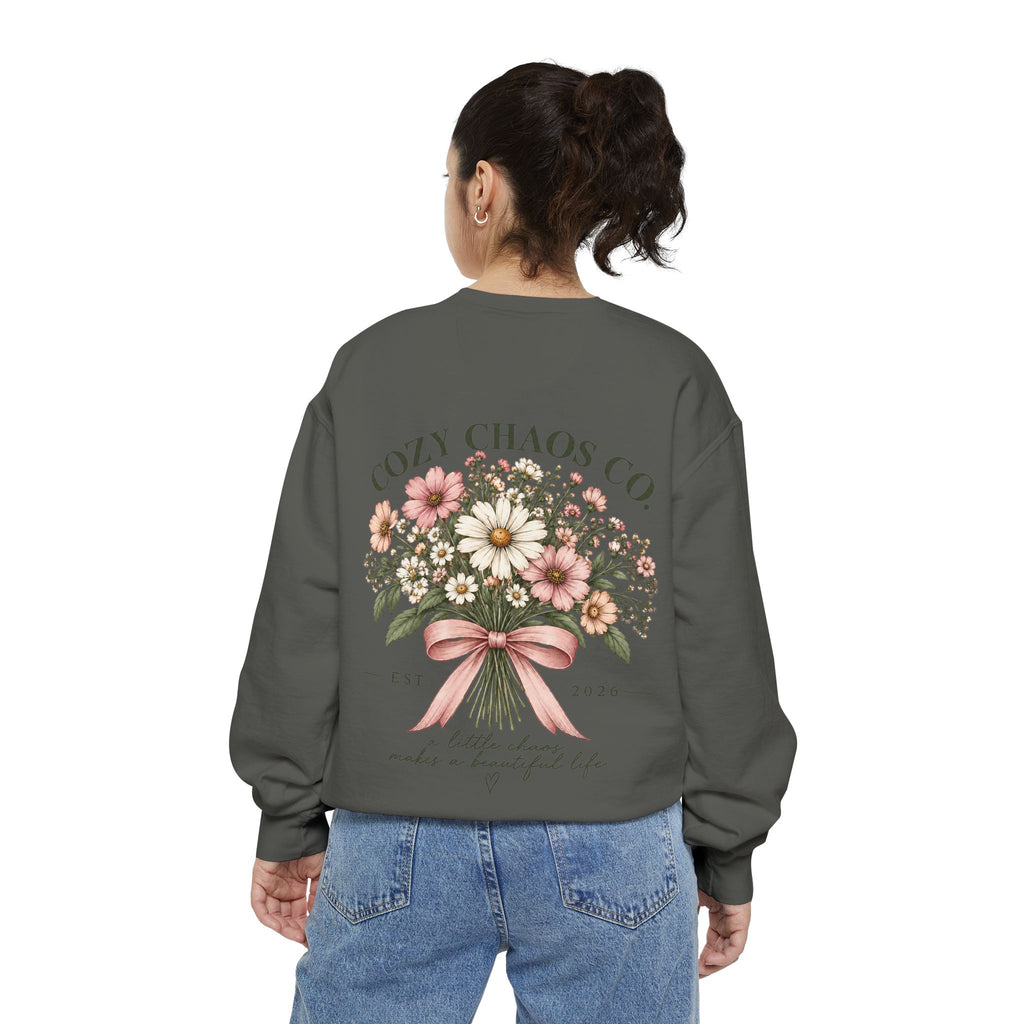 Cozy Chaos Co. Vintage Wildflower Sweatshirt 🤍