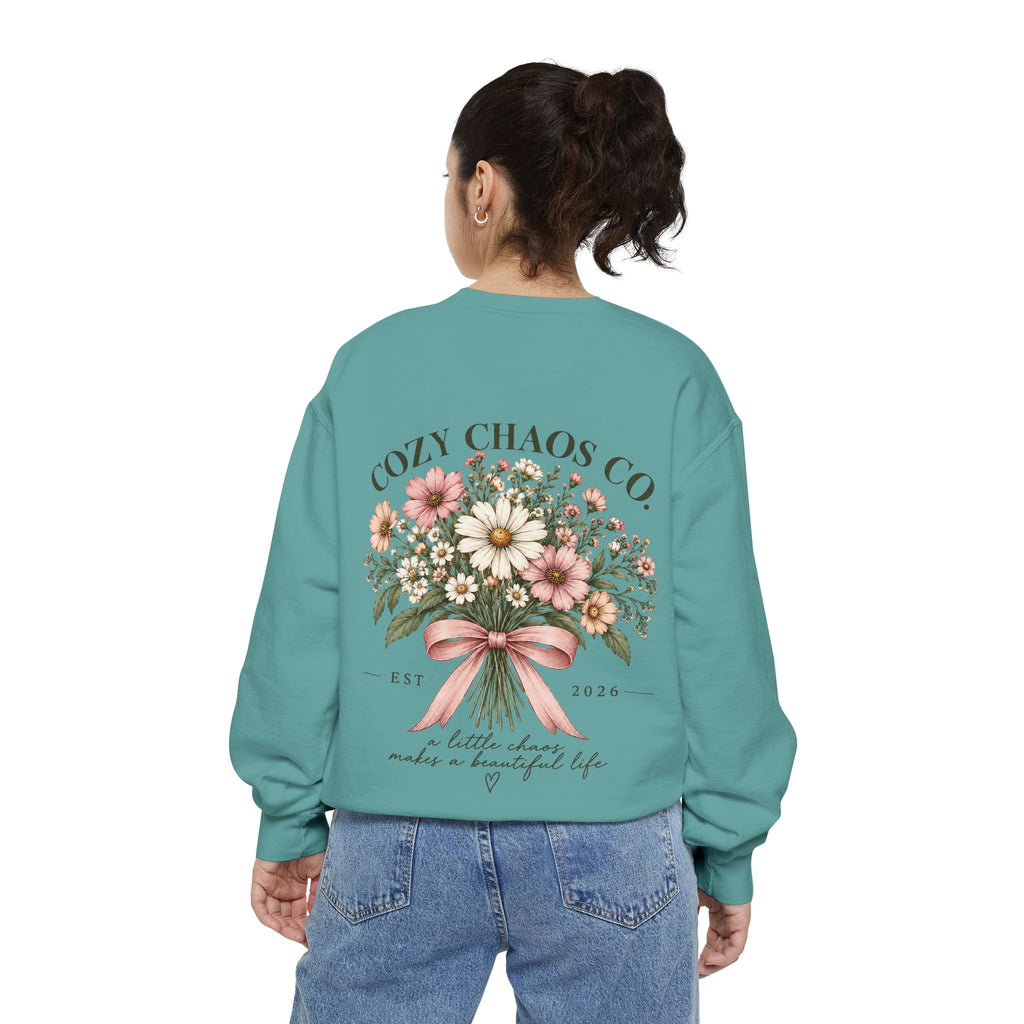 Cozy Chaos Co. Vintage Wildflower Sweatshirt 🤍