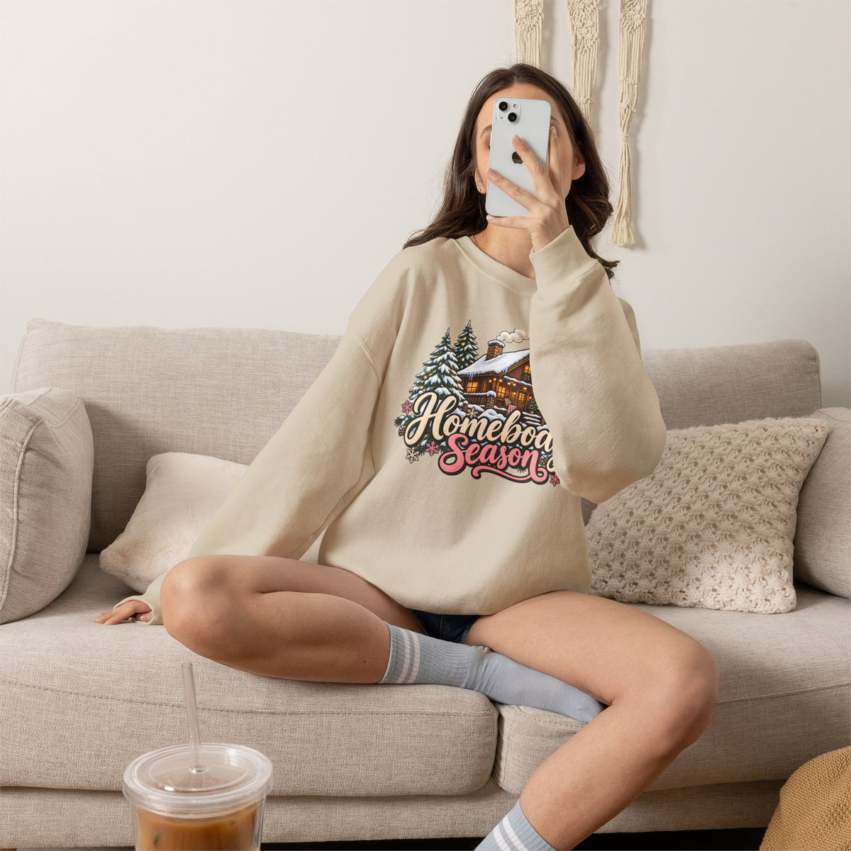 Homebody Season Cozy Winter Crewneck Sweatshirt – Snowy Cabin Graphic Sweater 🏡❄️🌲🩷