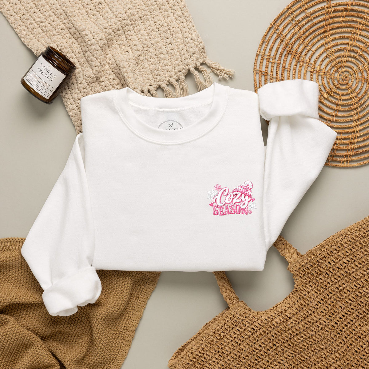 Cozy Season Embroidered Winter Crewneck Sweatshirt – Cozy Mama Snow Day Sweater ❄️🩷