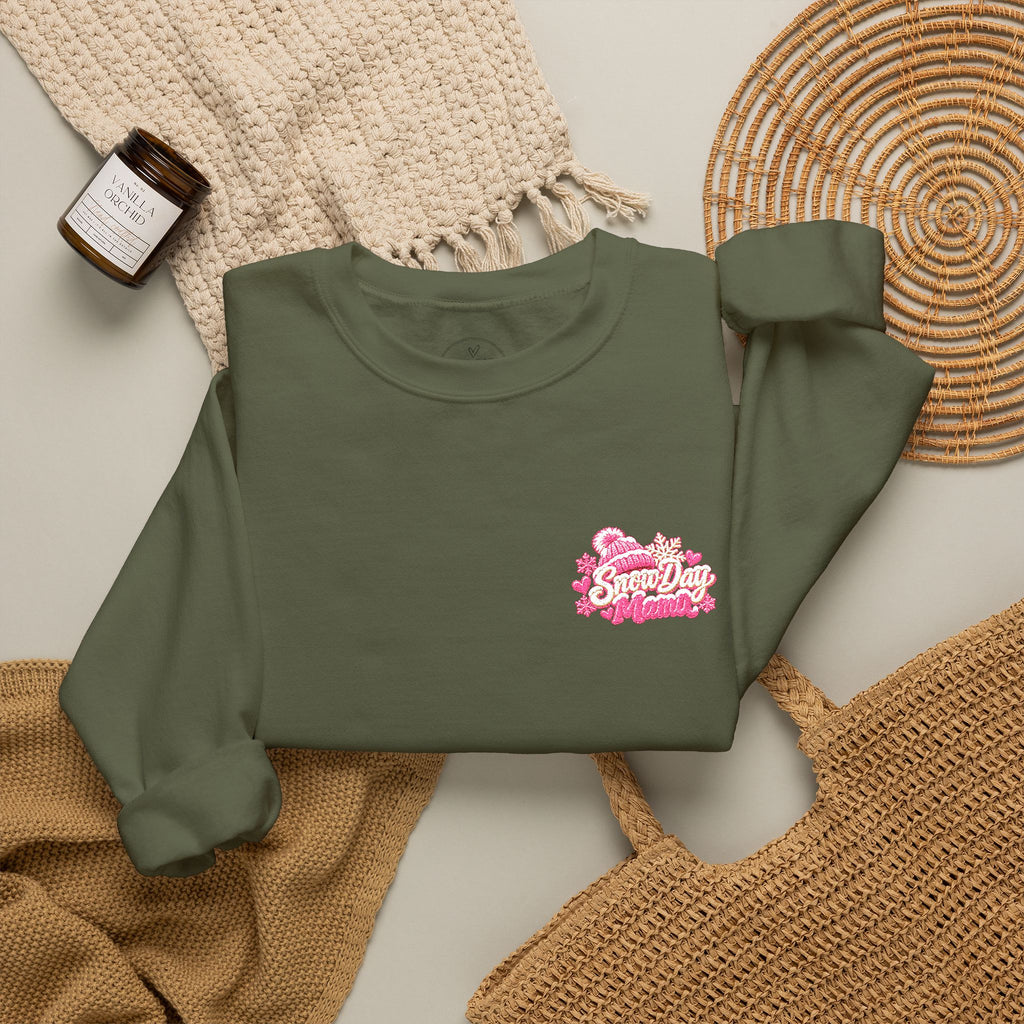“Snow Day Mama Embroidered Crewneck – Cozy Winter Mom Sweatshirt.” ❄️🩷