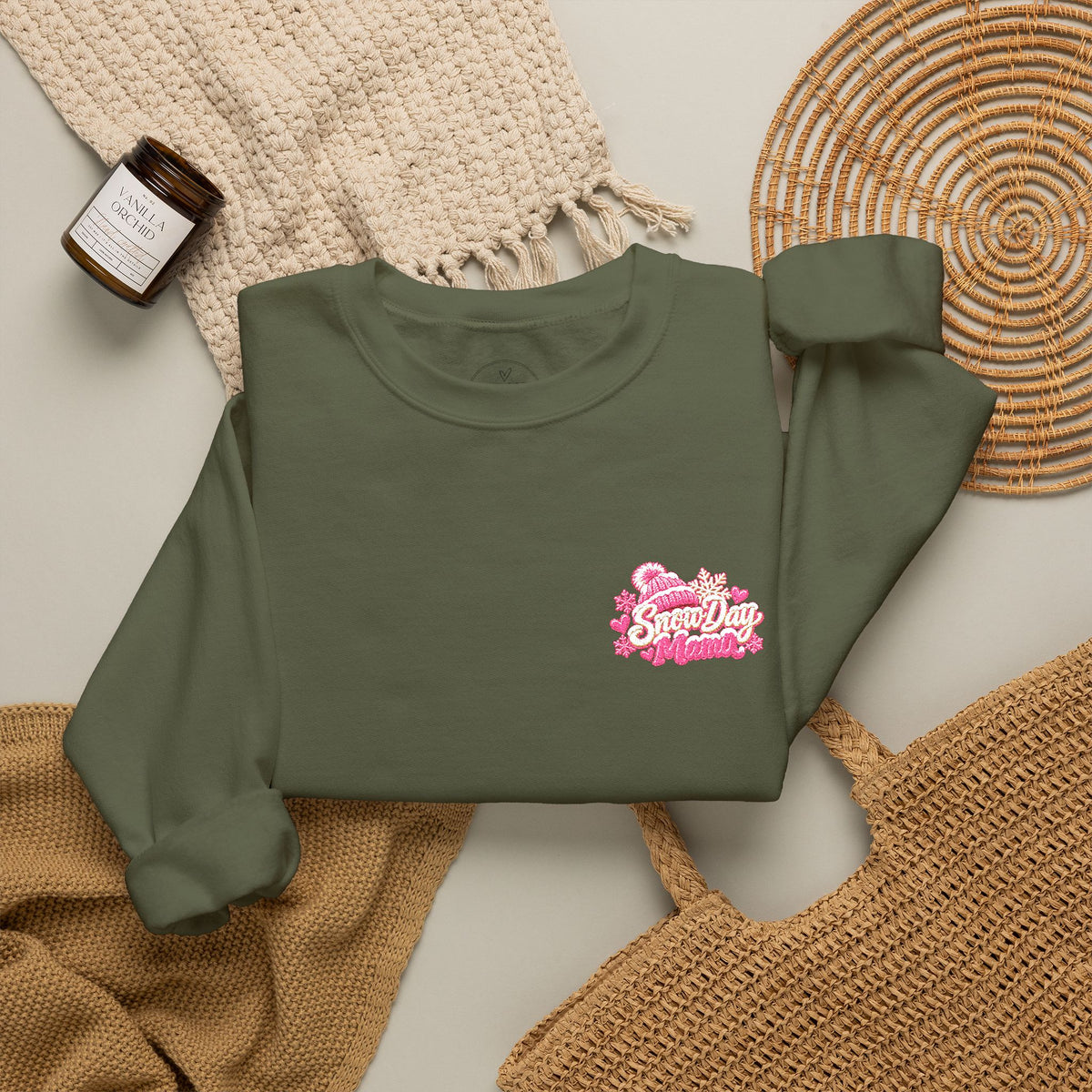 “Snow Day Mama Embroidered Crewneck – Cozy Winter Mom Sweatshirt.” ❄️🩷