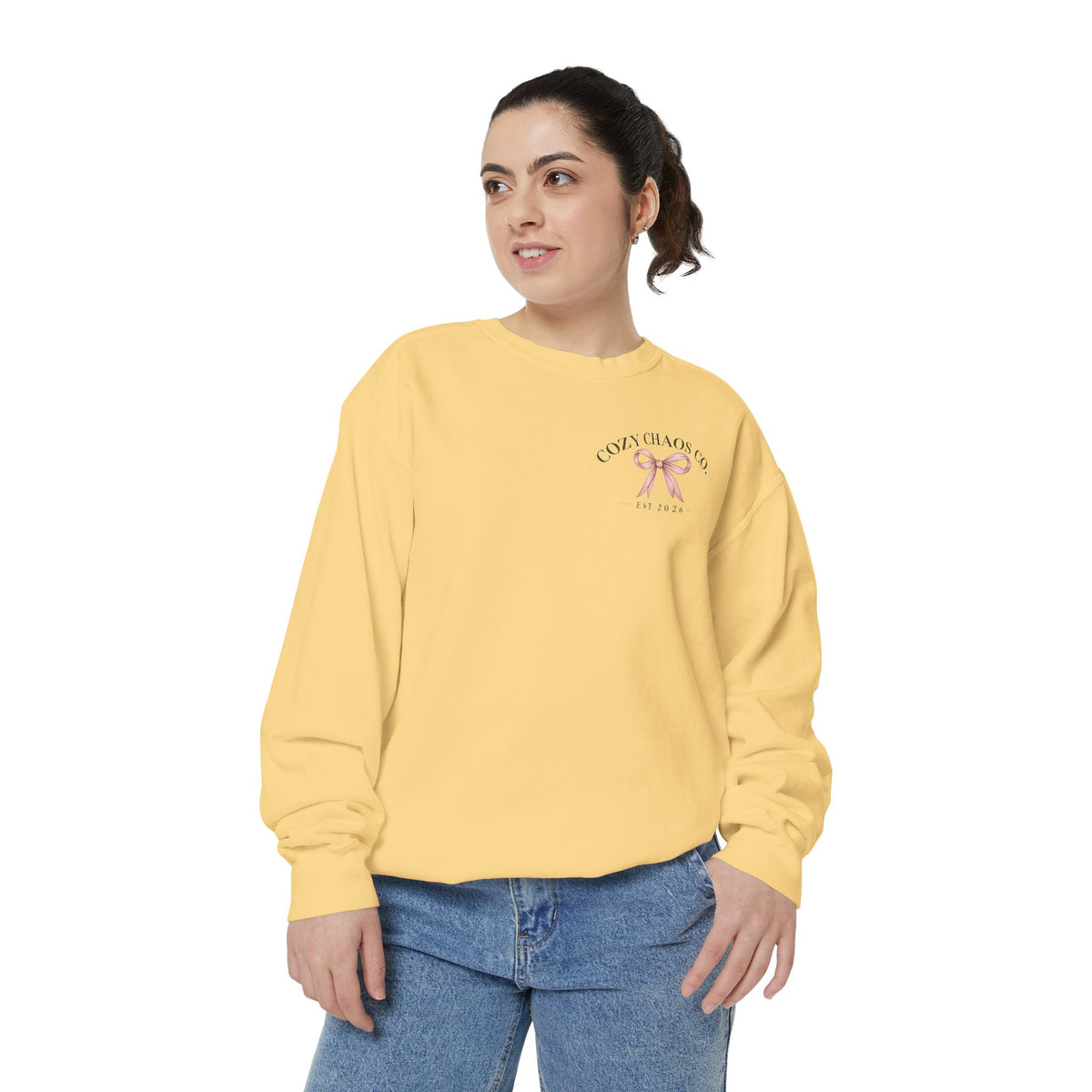 Cozy Chaos Co. Vintage Wildflower Sweatshirt 🤍