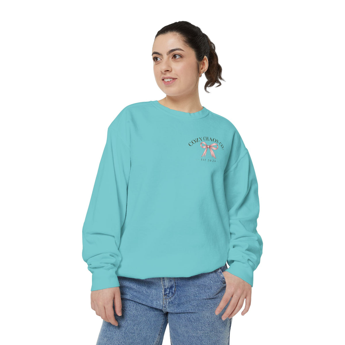 Cozy Chaos Co. Vintage Wildflower Sweatshirt 🤍
