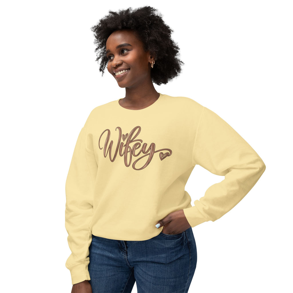 Wifey Crewneck Sweatshirt | Cozy Bridal Sweatshirt | Newlywed Wife Gift | Cute Wife Sweater 💍🤎