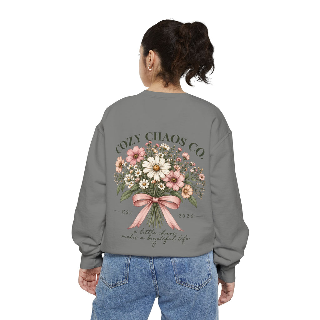 Cozy Chaos Co. Vintage Wildflower Sweatshirt 🤍